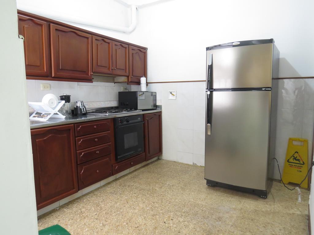 Hostal Casa Prado 麦德林 外观 照片